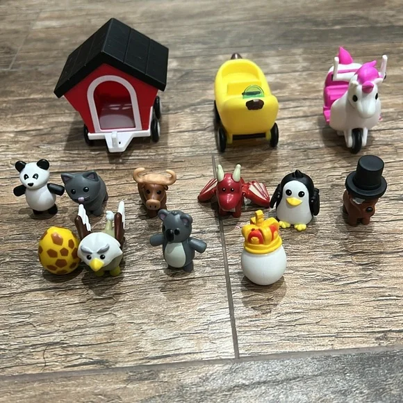 Huge Roblox lot - Picture 5 of 6